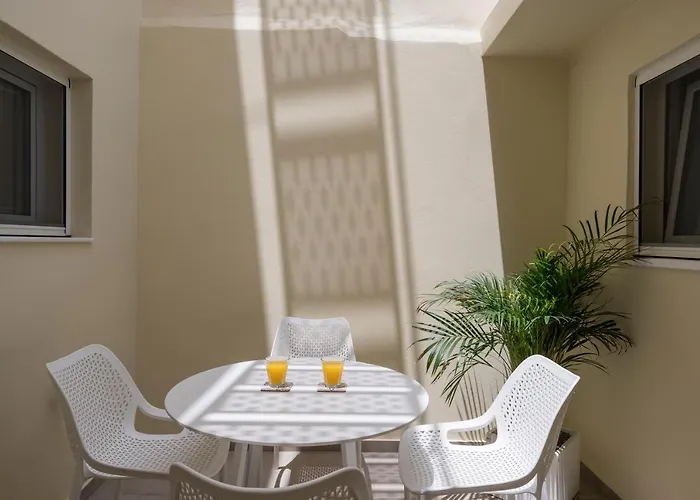 Tatianas Kanevaro * Chania (Crete)